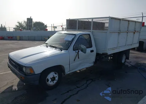 1991 Toyota Pickup Cab Chassis Super Long Wb from USA, damaged, VIN JT5VN94T7M0020747